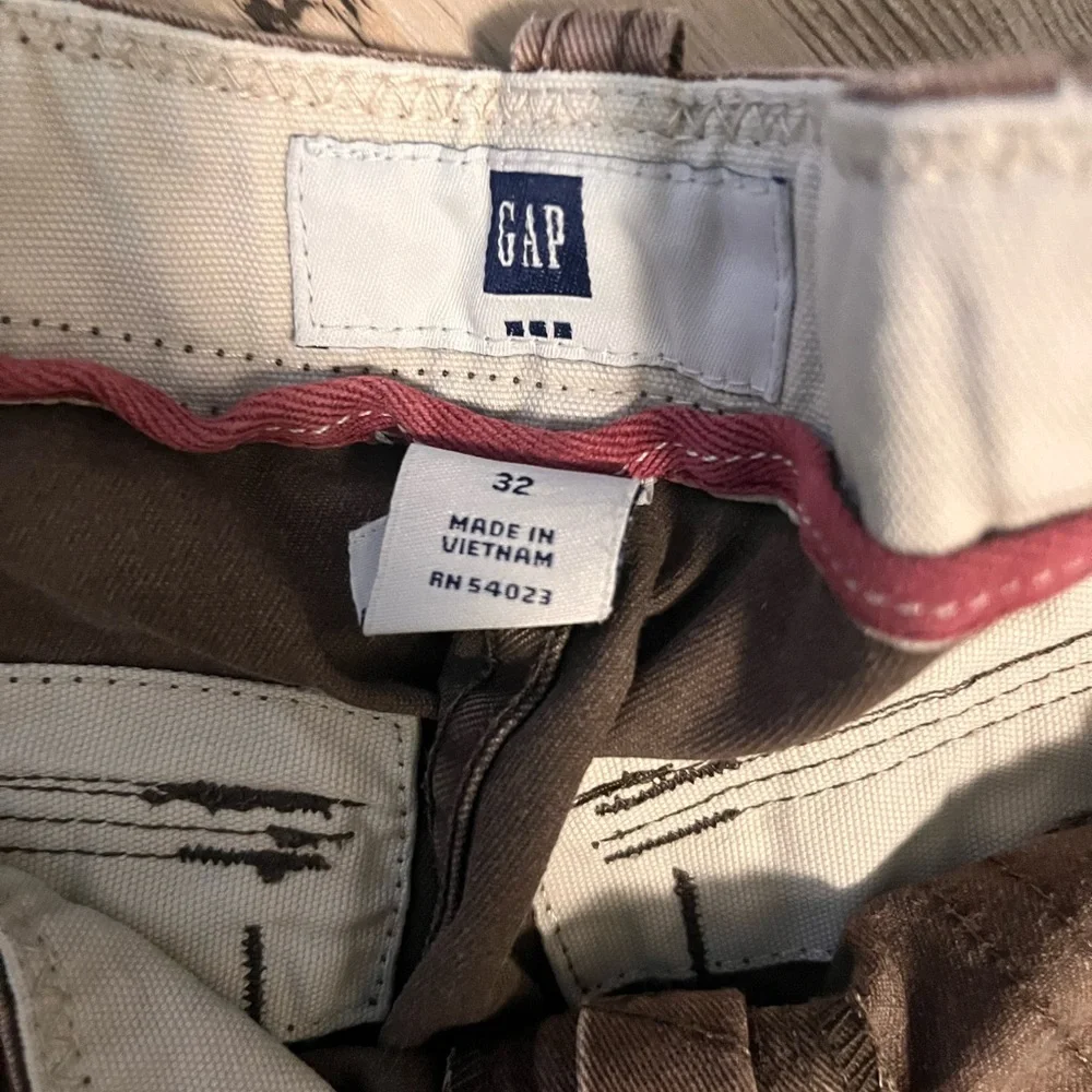 5 Men's Cargo Shorts GAP and EDDIE BAUER - Brown,and Navy blue - Picture 5 of 7